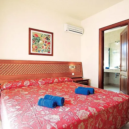 Playa Blanca Sleeps 4 Air Con Wifi 普拉亚布兰卡